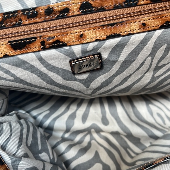 Guess leopard print bag in excellent condition - Picture 8 of 14